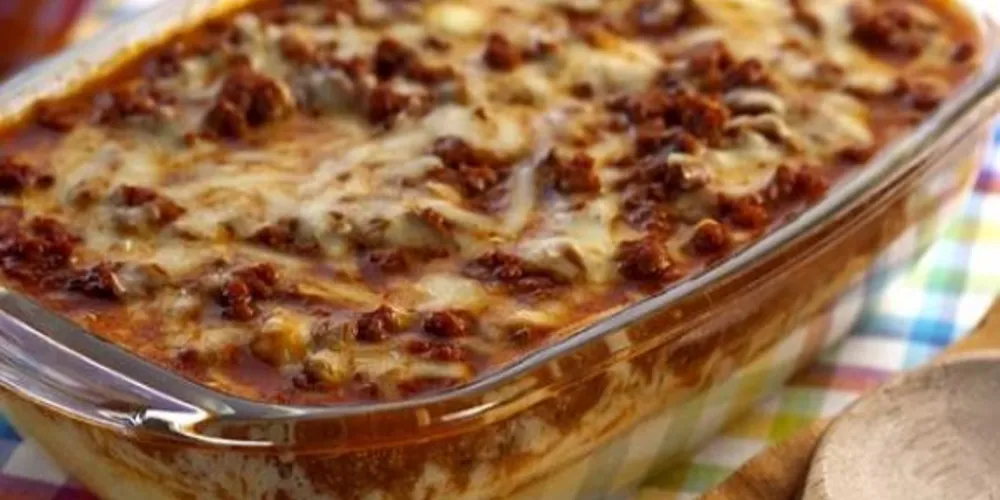 Imagem ilustrativa da imagem Para jantar, que tal uma polenta ao forno com carne moída?