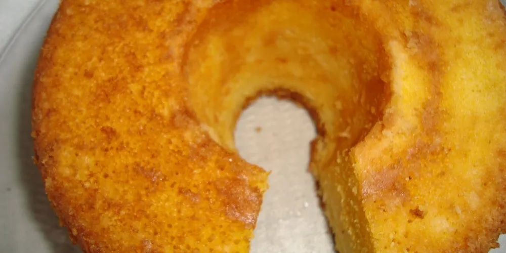 Imagem ilustrativa da imagem Aprenda a fazer: rosca cremosa de fubá com coco