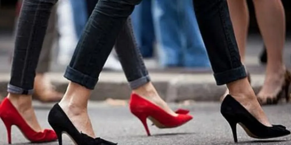 Imagem ilustrativa da imagem Aprenda truques caseiros para recuperar o visual dos seus calçados