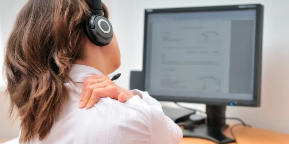 Imagem ilustrativa da imagem Ficar sentada muito tempo pode gerar problemas circulatórios