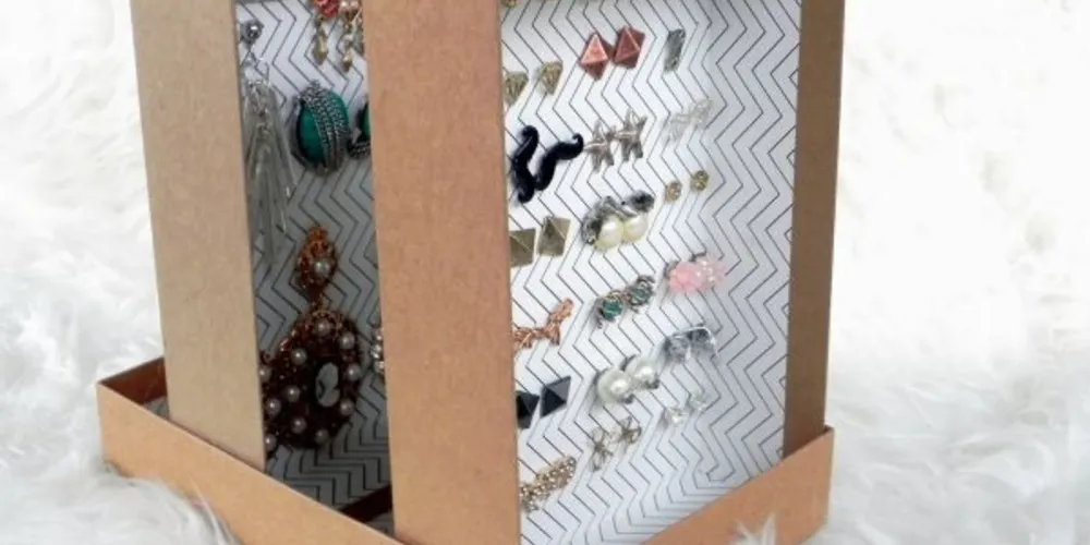 Imagem ilustrativa da imagem Brincos: seis dicas de como organizar e conservar