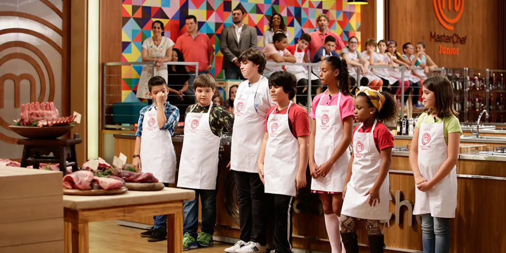 Imagem ilustrativa da imagem MasterChef Júnior estreia hoje com desafio triplo