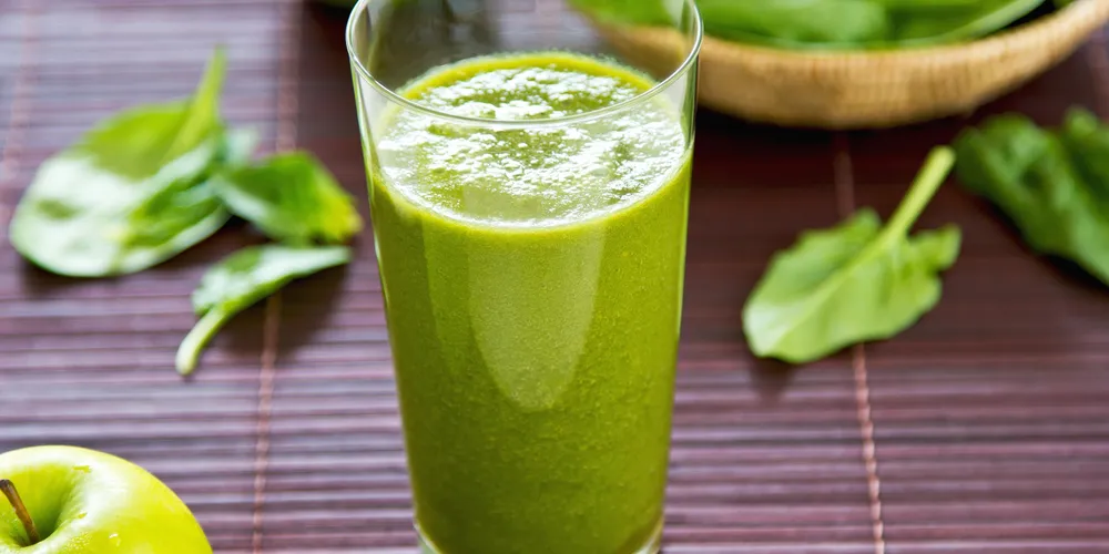 Imagem ilustrativa da imagem Suco 'Detox' pode auxiliar no emagrecimento?