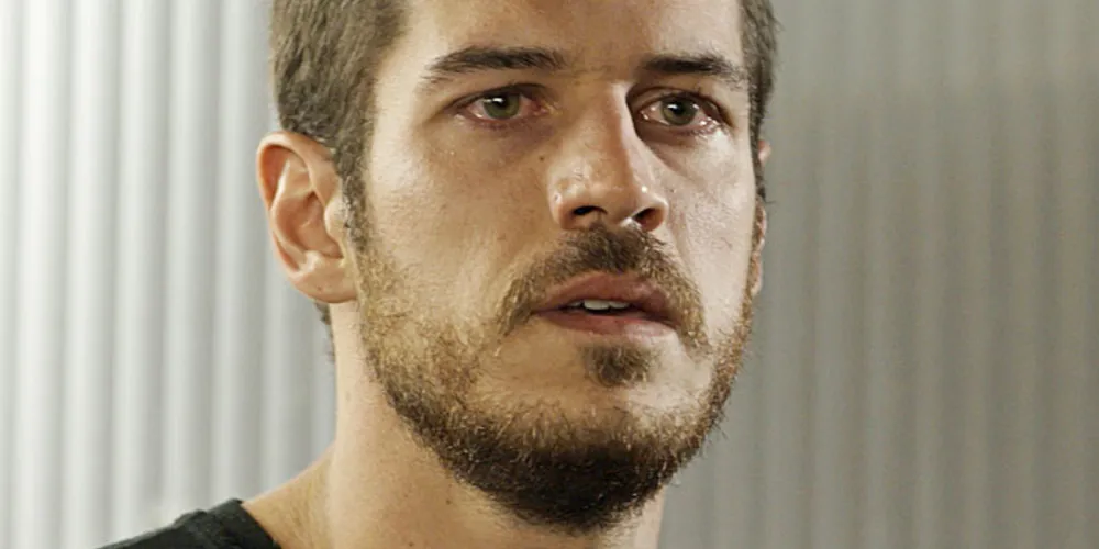 Imagem ilustrativa da imagem Dante e Juliano sofrem um acidente