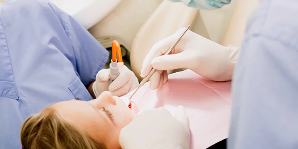 Imagem ilustrativa da imagem Sinais de maus-tratos em crianças podem ser identificados por dentistas