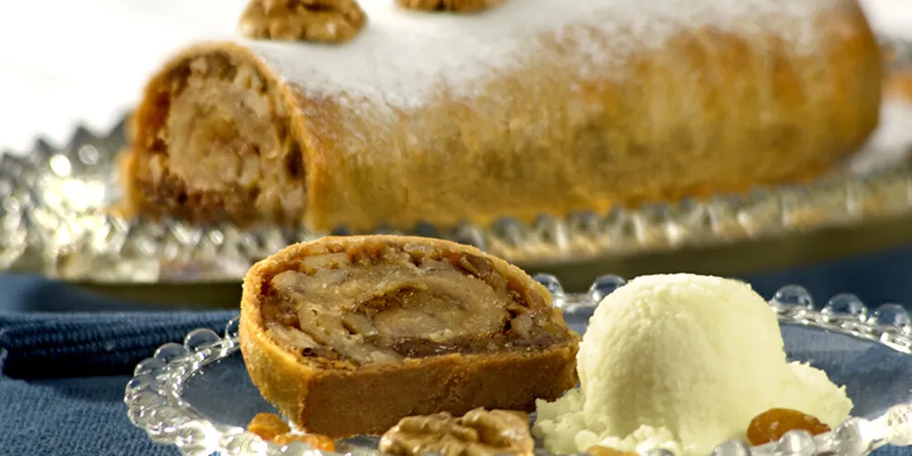 Imagem ilustrativa da imagem Strudel de Abacaxi com nozes é ideal para ceia de Ano Novo