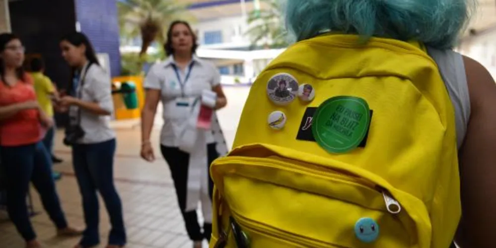 Imagem ilustrativa da imagem Peso da mochila não deve ultrapassar 10% do peso das crianças e adolescentes