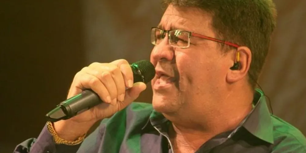 Imagem ilustrativa da imagem Sertanejo Chico Rey, da dupla com Paraná, morre em Maceió