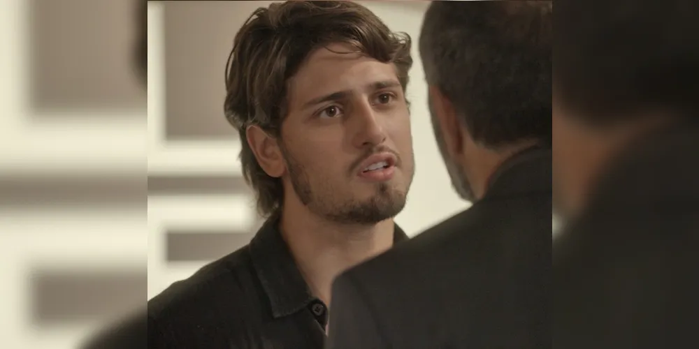 Imagem ilustrativa da imagem Jonatas enfrenta Arthur e pergunta se ele está afim de Eliza