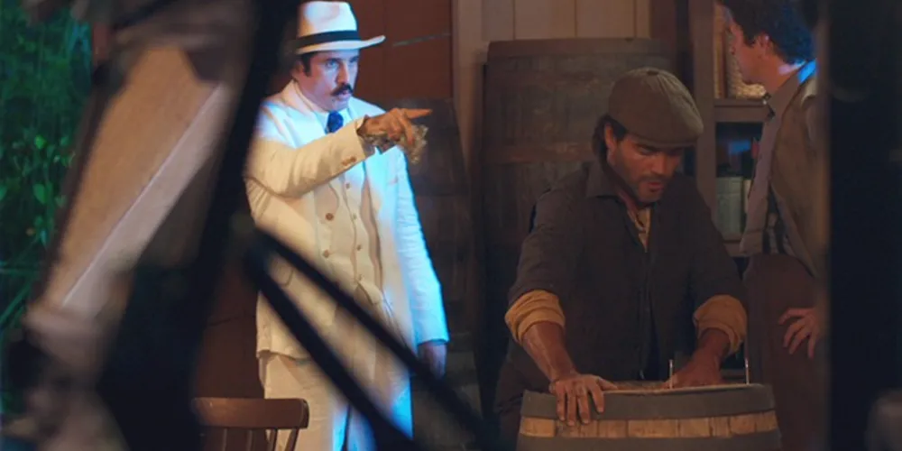 Imagem ilustrativa da imagem Ernesto e Cara de Cão prendem Jack num barril e o embarcam em navio