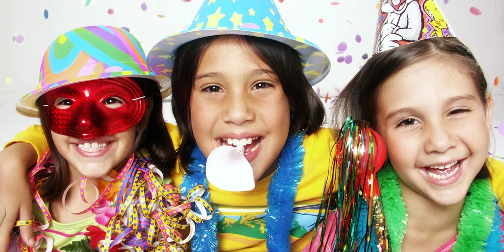 Imagem ilustrativa da imagem Como proteger as crianças e adolescentes durante o Carnaval?