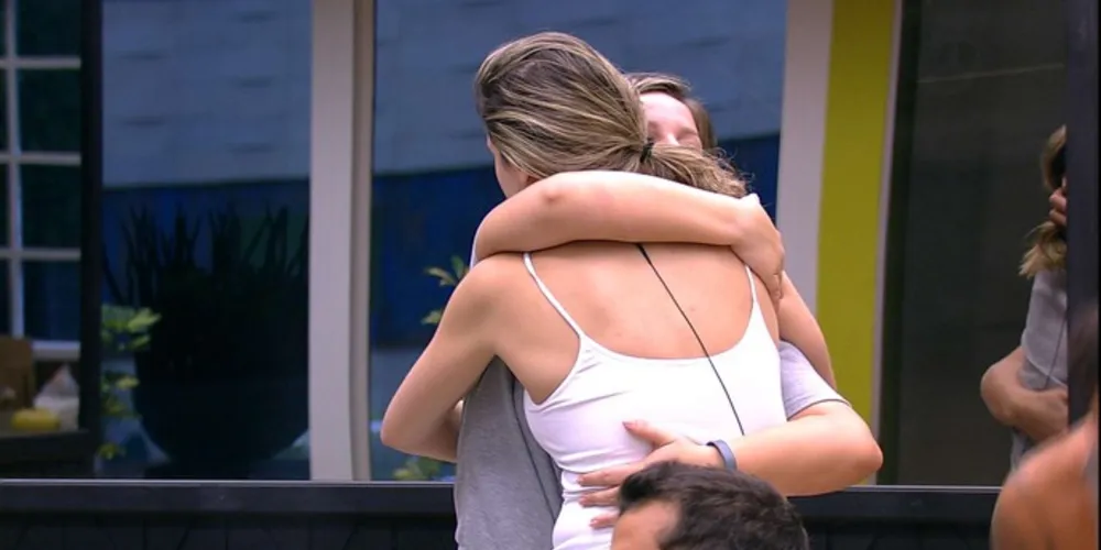 Imagem ilustrativa da imagem Ana Paula desabafa e ameaça sair do BBB