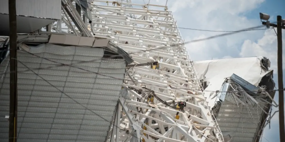 Imagem ilustrativa da imagem Defesa Civil interdita 30% da obra do estádio Itaquerão