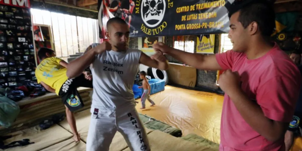 Imagem ilustrativa da imagem Ponta-grossenses lutam hoje 'Top Fight' em Guarapuava 