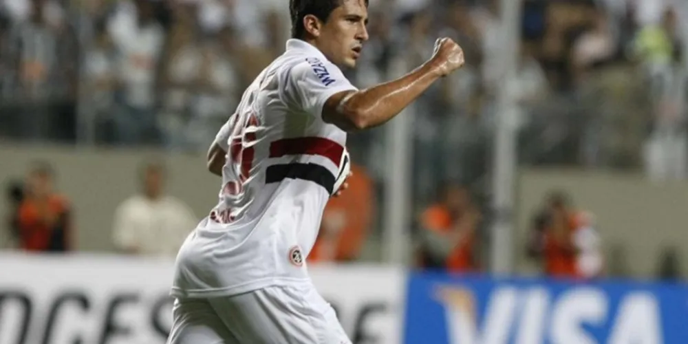 Imagem ilustrativa da imagem Muricy confirma Aloísio contra a Ponte Preta
