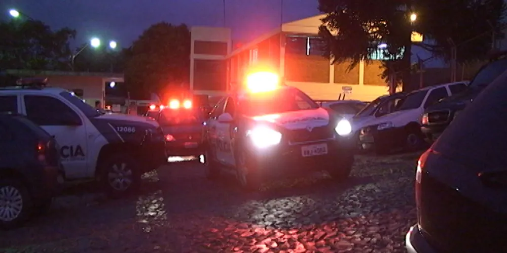 Imagem ilustrativa da imagem PG amanhece com forte repressão policial