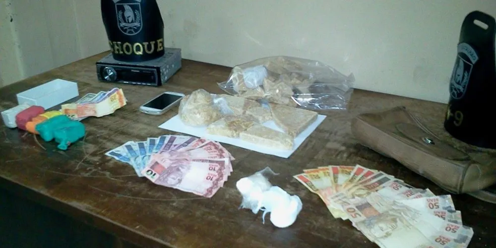 Imagem ilustrativa da imagem PM fecha ponto de trafico de drogas na Vila Cel Cláudio