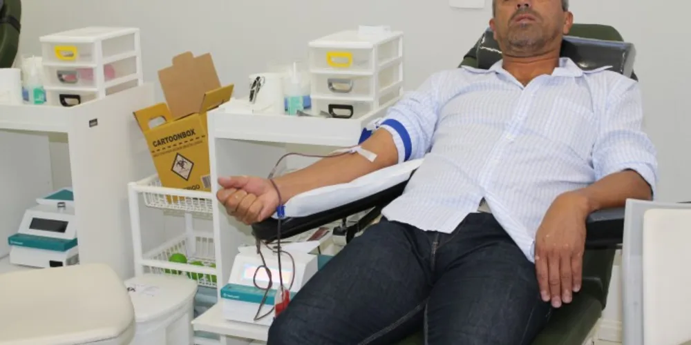 Imagem ilustrativa da imagem Elenco do Operário faz doação de sangue