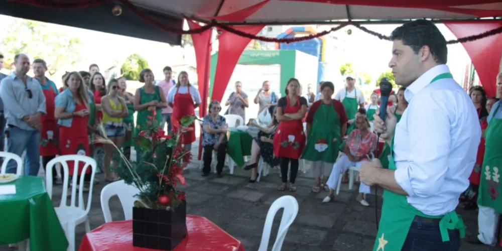 Imagem ilustrativa da imagem Feira de Natal leva 40 mil pessoas ao Parque Ambiental