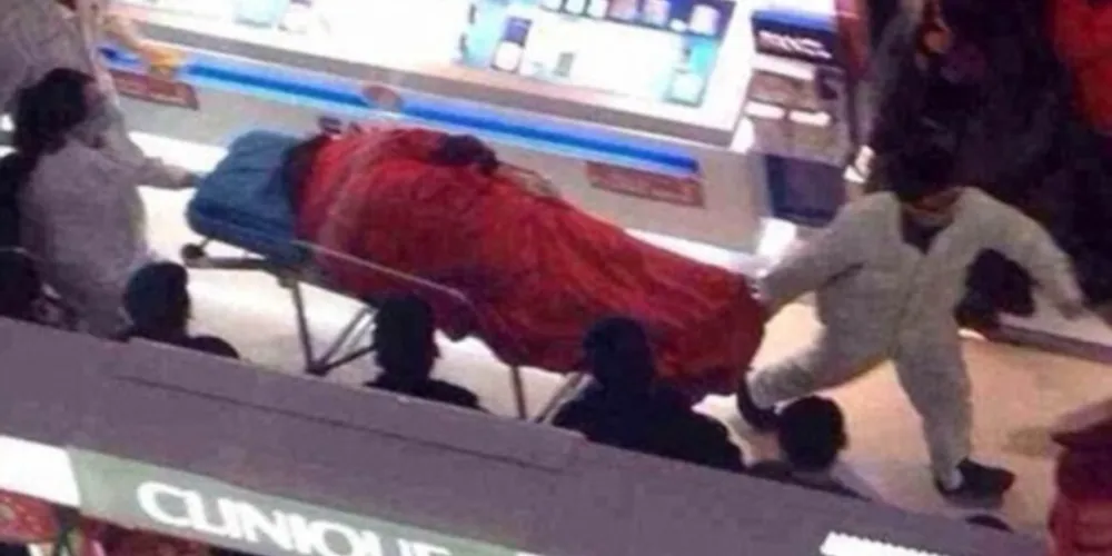 Imagem ilustrativa da imagem Após 5 horas fazendo compras, chinês se mata em shopping