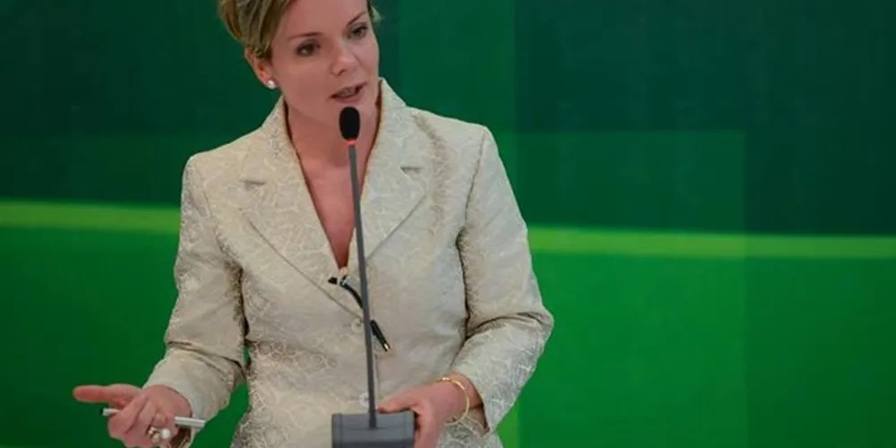 Imagem ilustrativa da imagem Gleisi Hoffmann quer sair da Casa Civil em janeiro