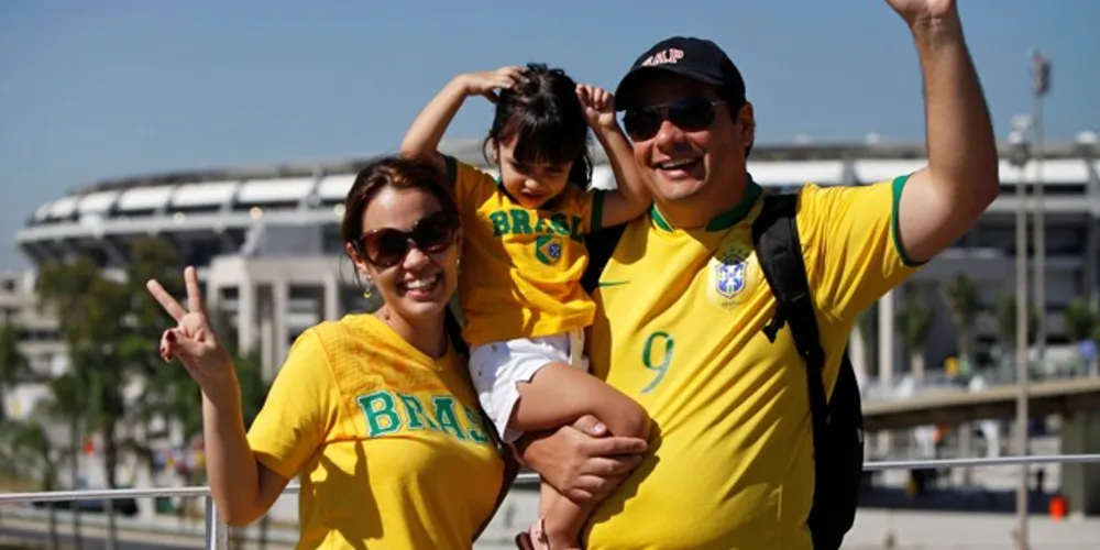 Imagem ilustrativa da imagem Brasileiros lideram busca por ingressos da Copa do Mundo