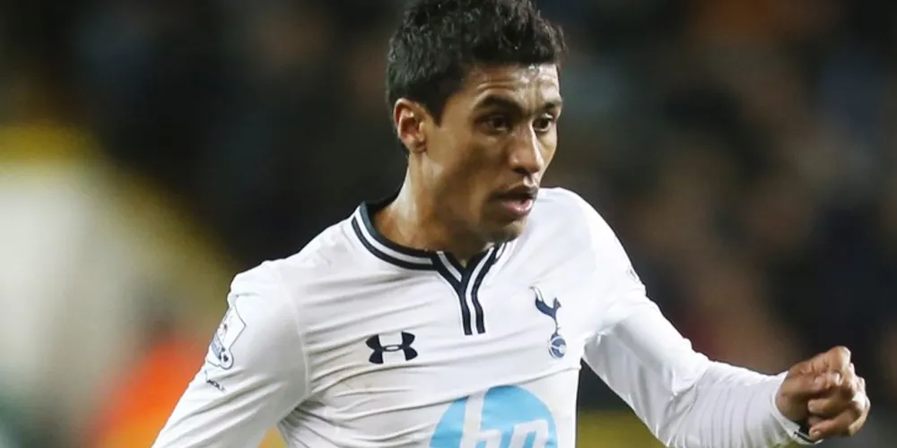 Imagem ilustrativa da imagem Paulinho se machuca e ficará um mês parado