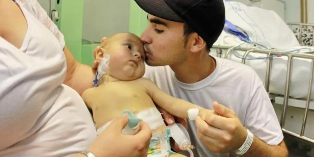 Imagem ilustrativa da imagem Tio doa parte do fígado e salva vida de sobrinho de seis meses