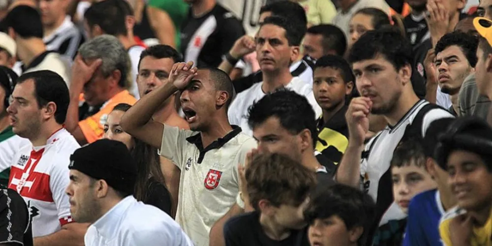 Imagem ilustrativa da imagem STJD nega pedido e Vasco continua rebaixado
