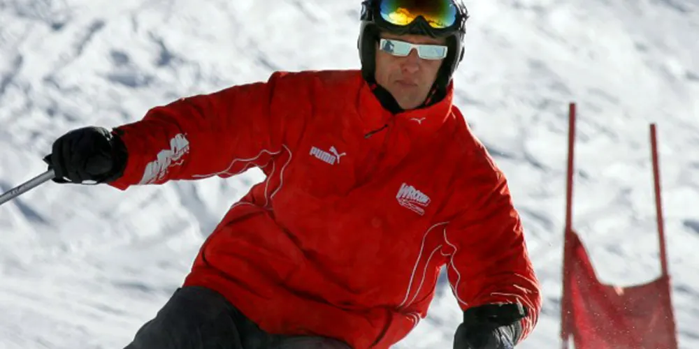 Imagem ilustrativa da imagem Schumacher tem ligeira melhora em seu quadro