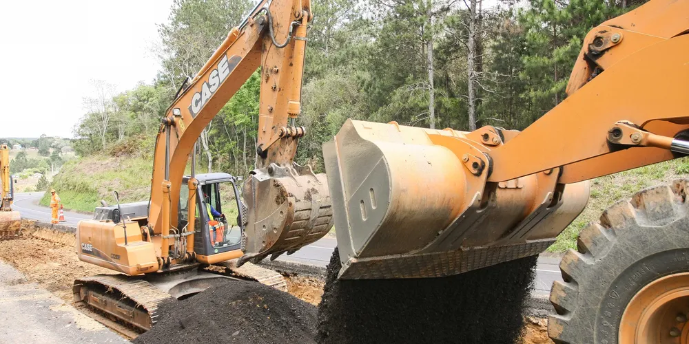 Imagem ilustrativa da imagem Concessionária retoma obras na BR-277 e BR-376