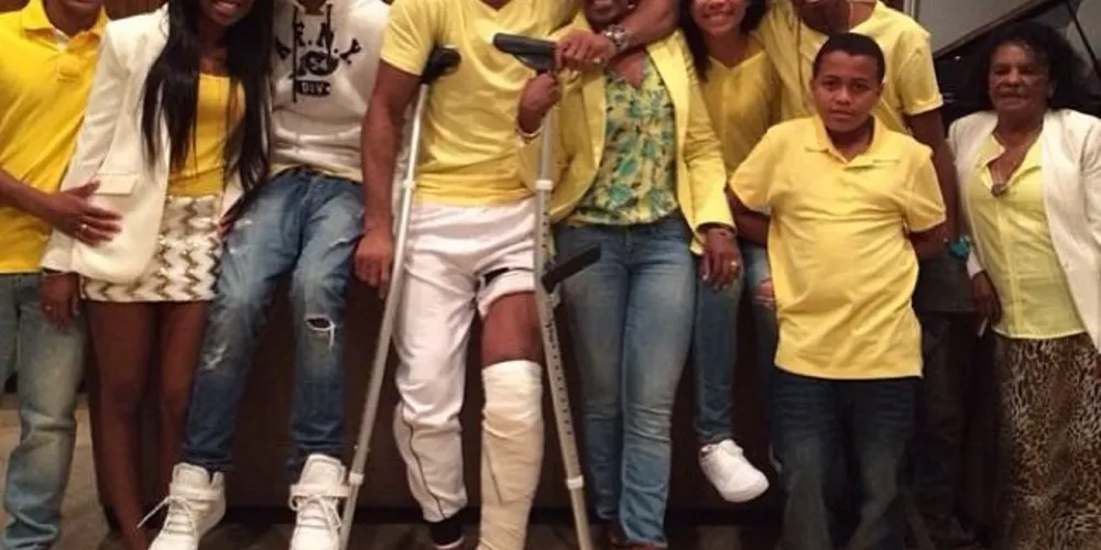 Imagem ilustrativa da imagem Anderson Silva publica primeira foto após cirurgia