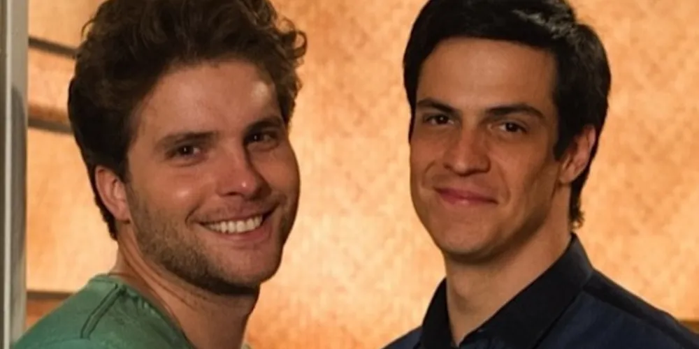 Imagem ilustrativa da imagem Campanha na internet pede beijo gay em Amor à Vida