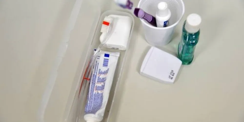 Imagem ilustrativa da imagem Uso inadequado de escova de dentes pode causar doenças