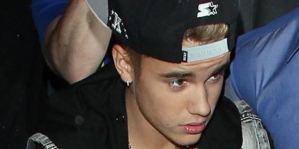 Imagem ilustrativa da imagem Justin Bieber é detido no Canadá por agressão