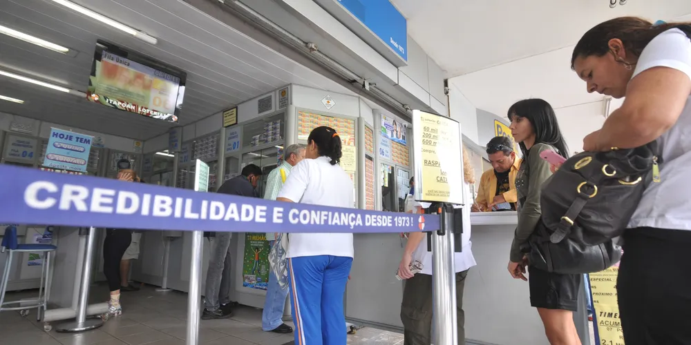 Imagem ilustrativa da imagem Golpista engana senhora de 75 anos e leva R$ 500
