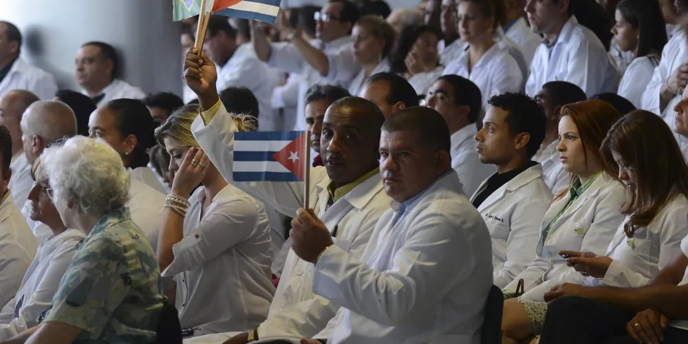 Imagem ilustrativa da imagem Governo vai trazer mais médicos estrangeiros