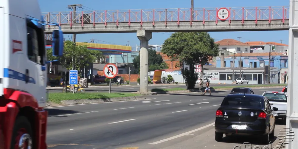 Imagem ilustrativa da imagem Motorista foge depois de atropelar idoso de 85 anos