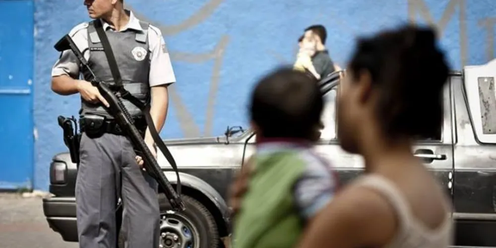 Imagem ilustrativa da imagem Policiais terão bônus se índice de crimes cair 7% em SP