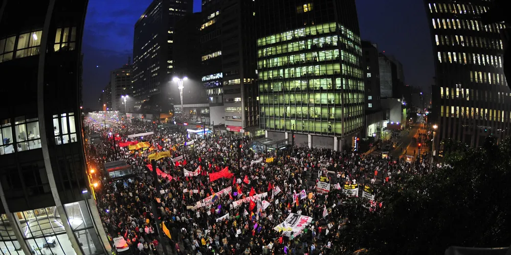 Imagem ilustrativa da imagem Pesquisa apresenta dados sobre manifestações de rua