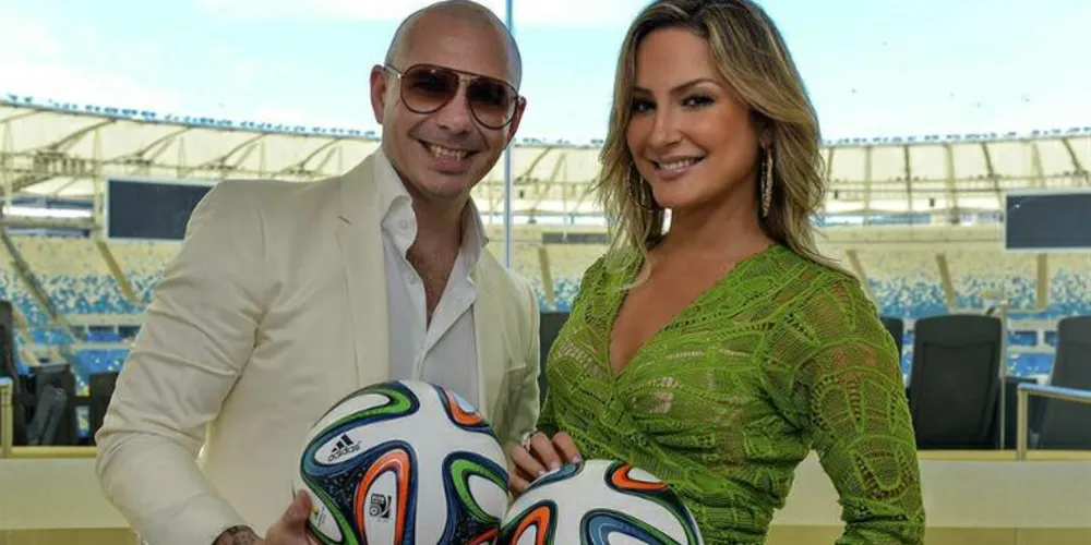 Imagem ilustrativa da imagem Claudia Leitte, Pitbull e J. Lo gravam música da Copa