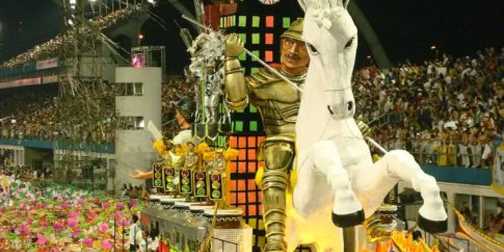 Imagem ilustrativa da imagem Mais de 100 mil pessoas devem assistir aos desfiles do Carnaval