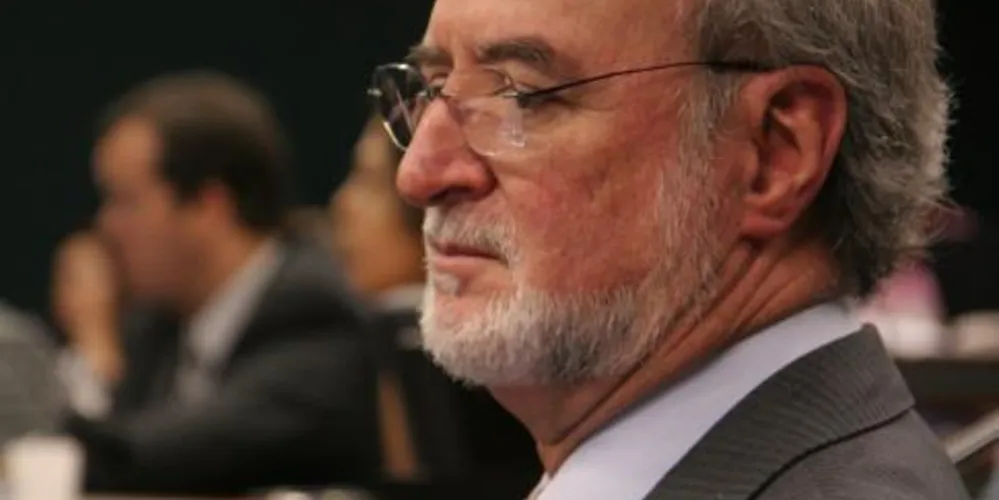 Imagem ilustrativa da imagem Procurador da República pede prisão de Eduardo Azeredo