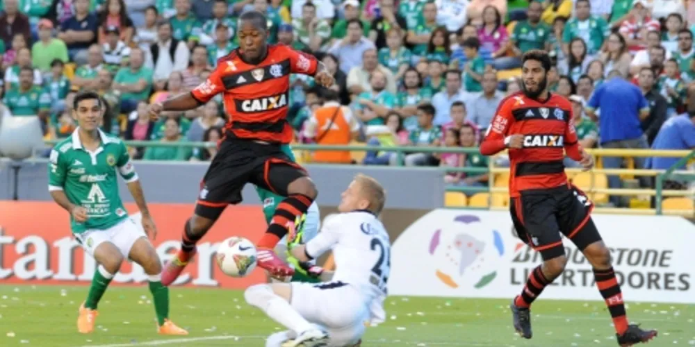 Imagem ilustrativa da imagem Flamengo perde para o León na estreia da Libertadores