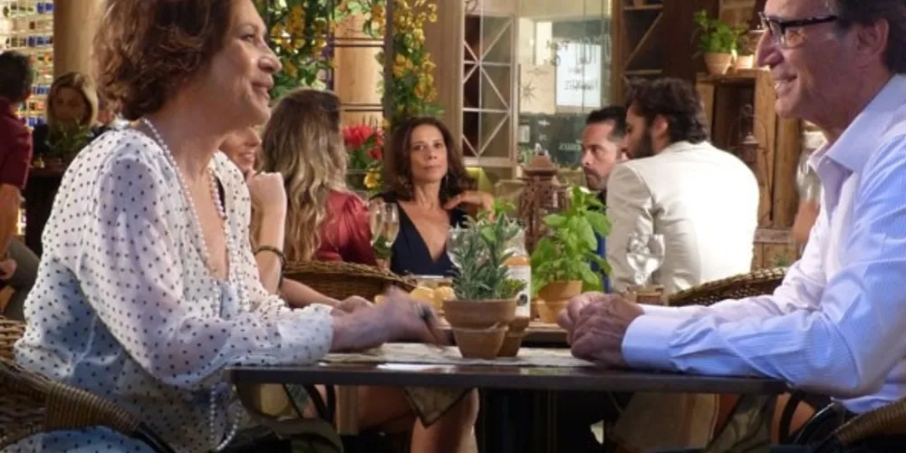 Imagem ilustrativa da imagem Branca flagra Ricardo e Chica juntos e causa a maior confusão