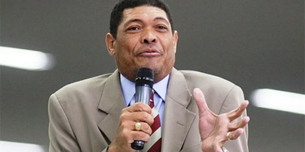 Imagem ilustrativa da imagem Pastor pede que fieis deixem de comer maionese