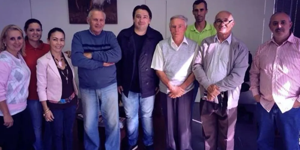 Imagem ilustrativa da imagem Prefeitura mobiliza apicultores para inclusão de mel