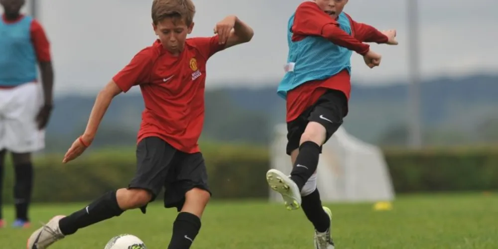 Imagem ilustrativa da imagem Colégio de Ponta Grossa recruta alunos para treinar com o Manchester United