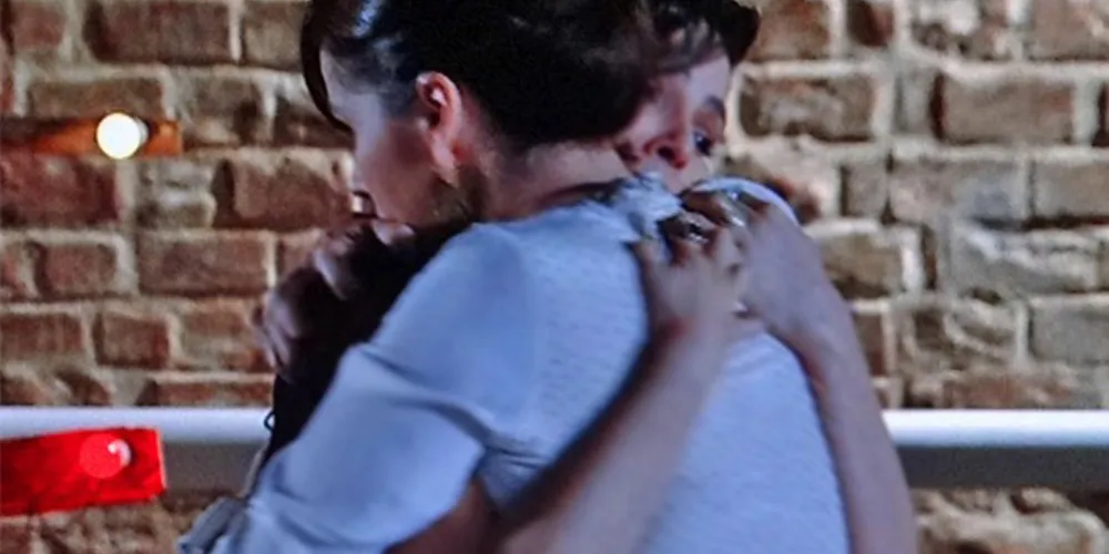 Imagem ilustrativa da imagem Em Família: Clara deixa Cadu dormindo e vai visitar Marina