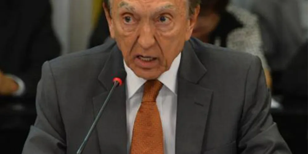 Imagem ilustrativa da imagem Lobão descarta racionamento de energia na Copa